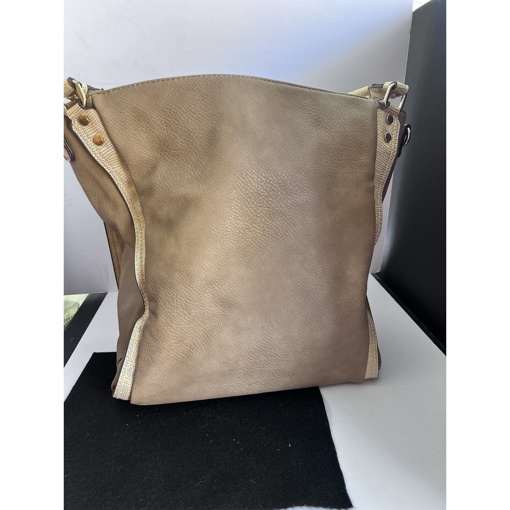 NWT MKF BROWN LARGE MIA K FARROW PURSE (505)